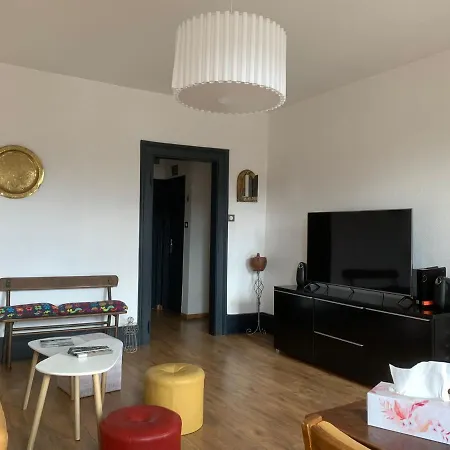 Au Kouglof Avec Netflix شقة