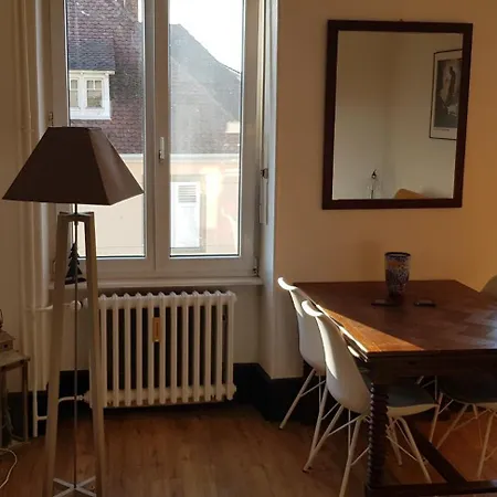 Au Kouglof Avec Netflix كولمار