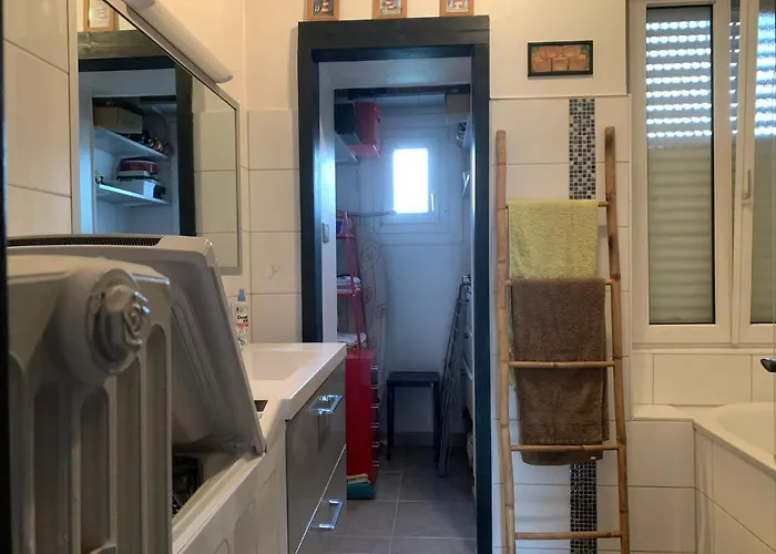 Au Kouglof Avec Netflix Apartment *